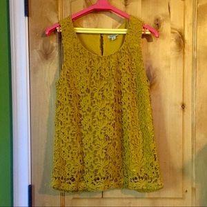 LUCKY BRAND Mustard Crochet Overlay Tank Top EUC S